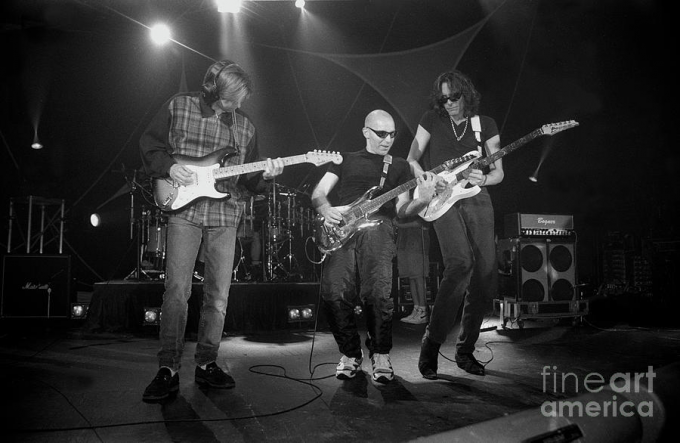 Eric Johnson at Madrid Theatre