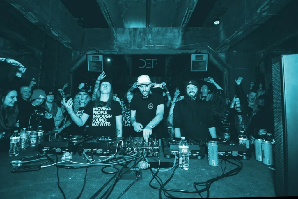 Ternion Sound at Madrid Theatre